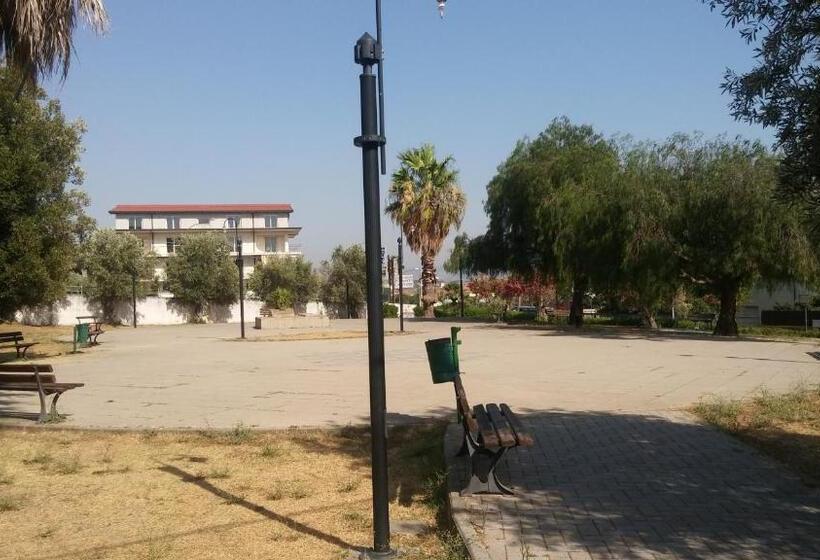 Отель Santa Caterina