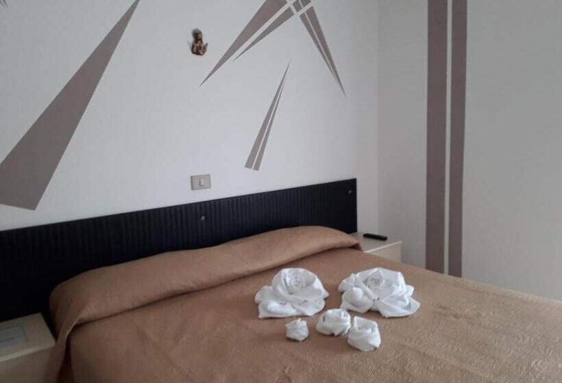 Отель Santa Caterina