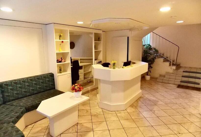 בית מלון כפרי Zur Post