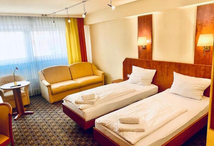 בית מלון כפרי Zur Post