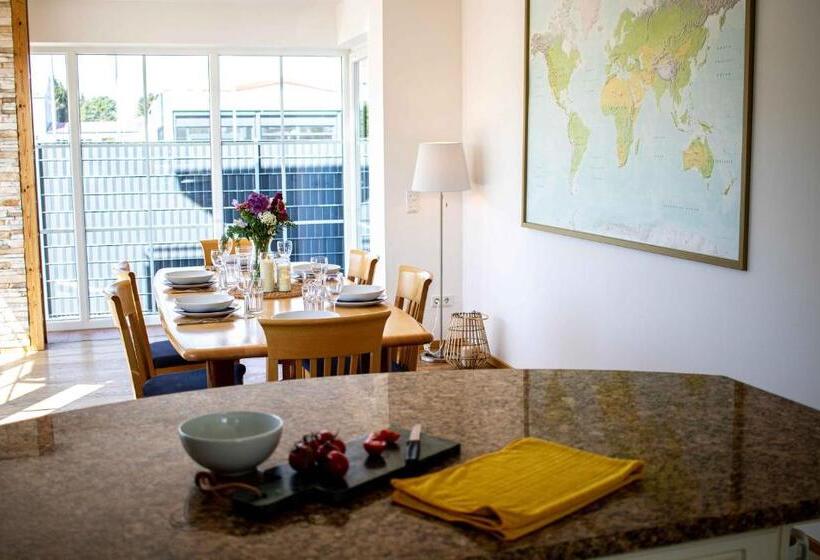 ペンション Boardinghouse Neuburg