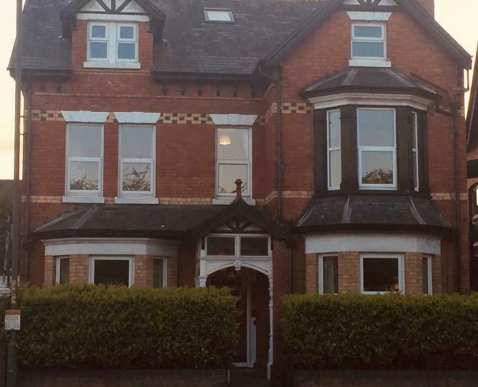 بنسيون Bouvrie Guest House