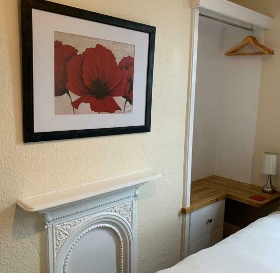 بنسيون Bouvrie Guest House