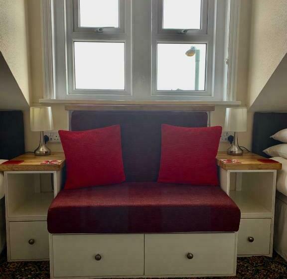 بنسيون Bouvrie Guest House