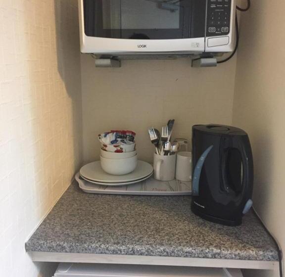 膳宿费 Bouvrie Guest House