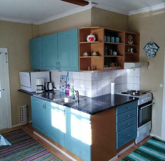 펜션 Firsthome Guesthouse