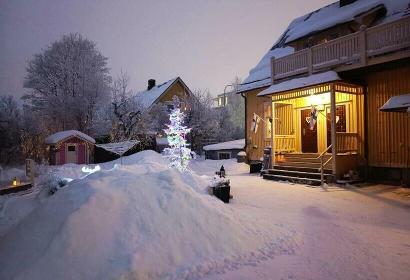 펜션 Firsthome Guesthouse