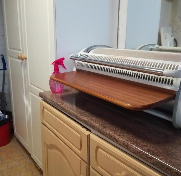 펜션 Firsthome Guesthouse