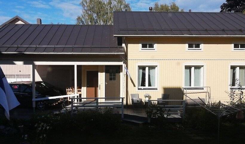 펜션 Firsthome Guesthouse