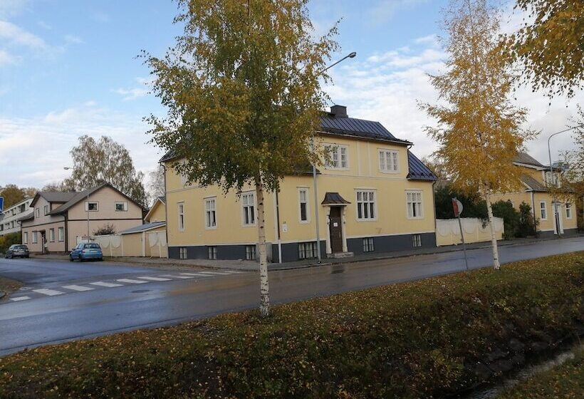 펜션 Firsthome Guesthouse