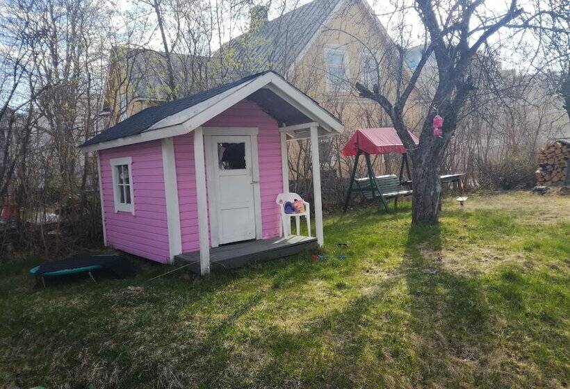 펜션 Firsthome Guesthouse