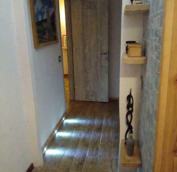 بنسيون Free Hugs