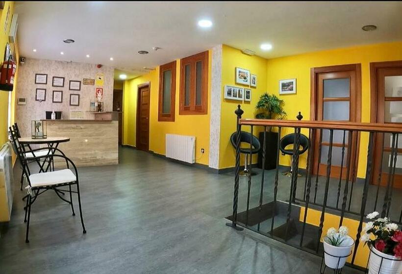 پانسیون Hostal Plaza Mayor