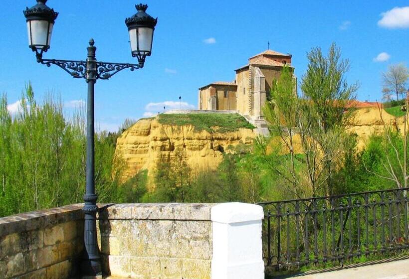 پانسیون Hostal Plaza Mayor