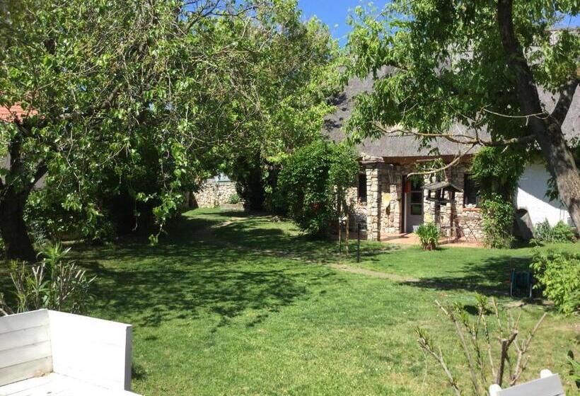 ペンション Három Huszár Köveskal