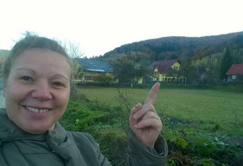 بنسيون Karisma Kriss