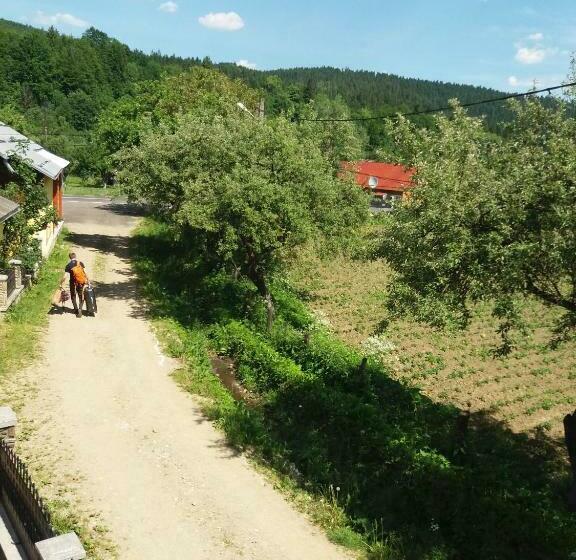 بنسيون Karisma Kriss