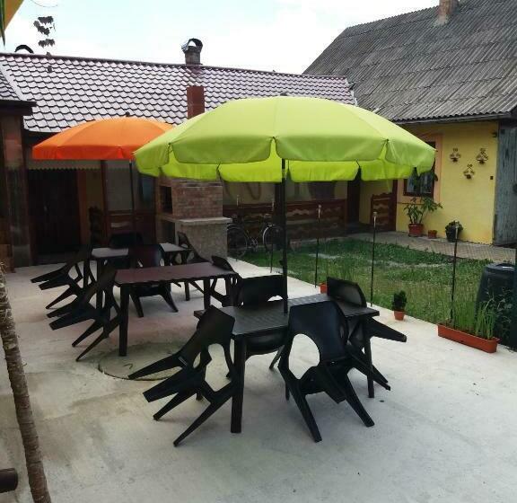 بنسيون Karisma Kriss