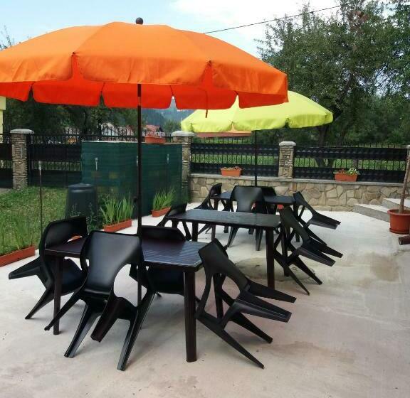 بنسيون Karisma Kriss