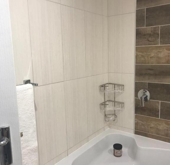 פנסיון La Benroy