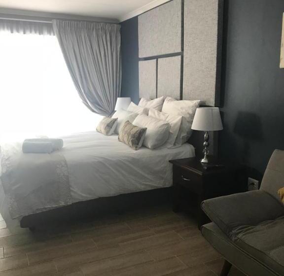 פנסיון La Benroy