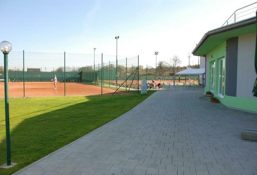 بنسيون Penzión Rocket Club