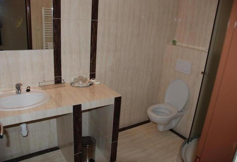 بنسيون Penzión Rocket Club