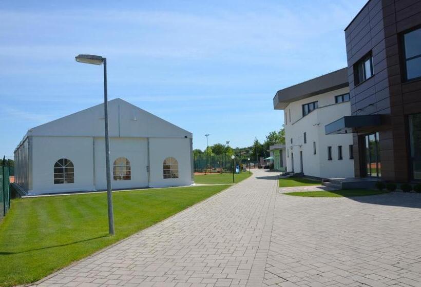 بنسيون Penzión Rocket Club