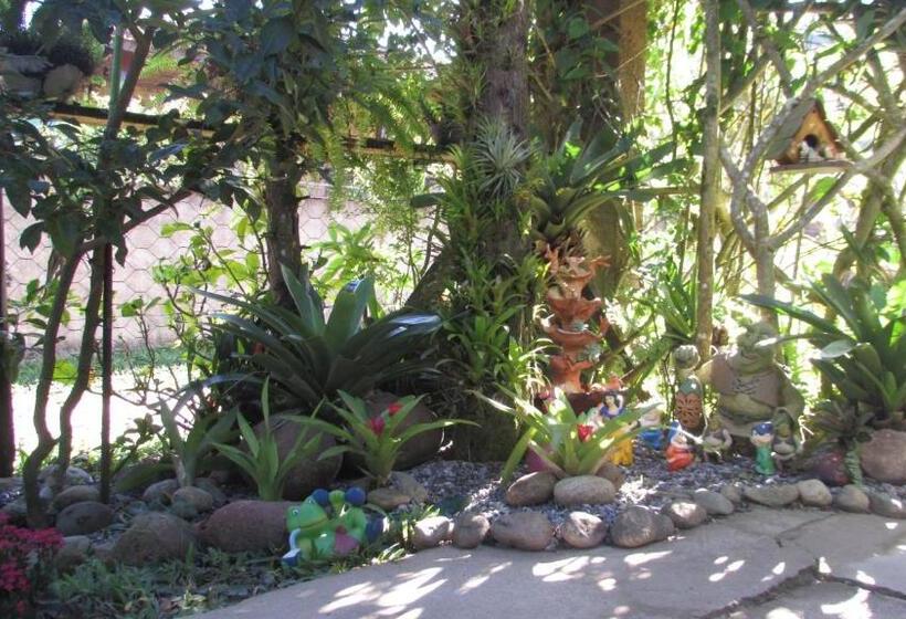 펜션 Pousada Chalé Cantinho Verde