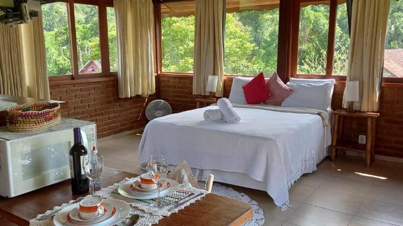 펜션 Pousada Chalé Cantinho Verde