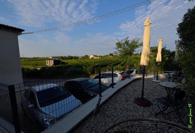 פנסיון Spagnoi Rooms