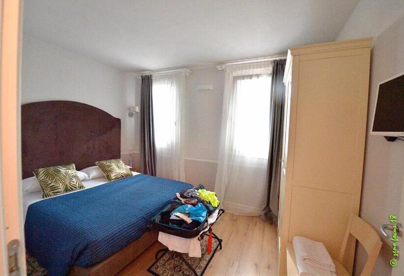 פנסיון Spagnoi Rooms