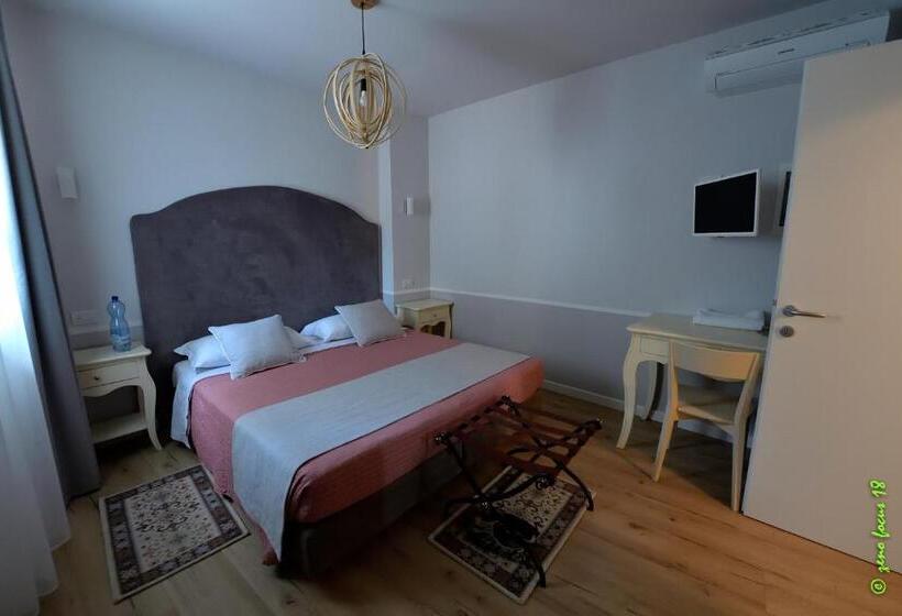 פנסיון Spagnoi Rooms