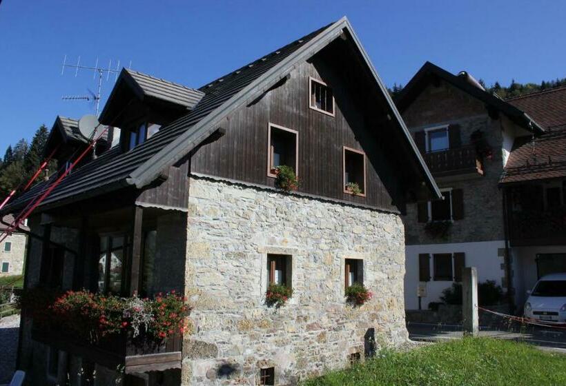 بنسيون Villa Genziana