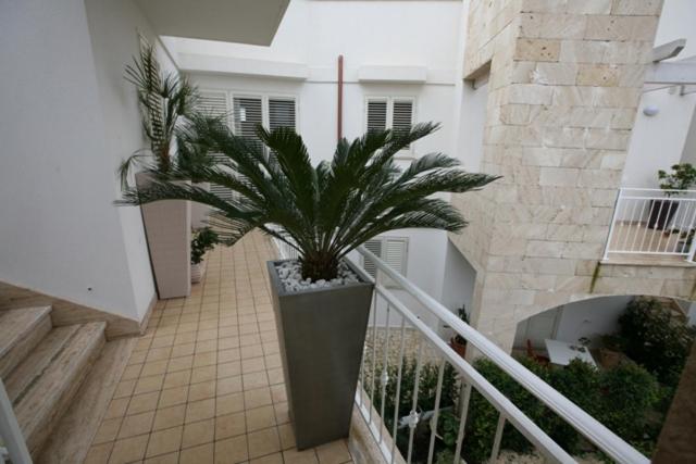 Lucrezia Apartments Con Piscina Nel Cuore Del Salento