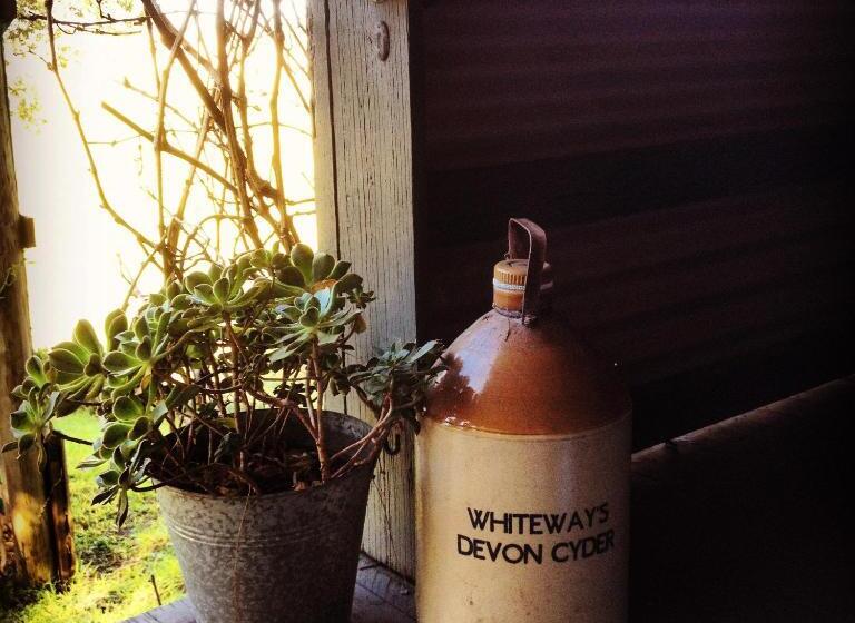 The Potters Garden B&b