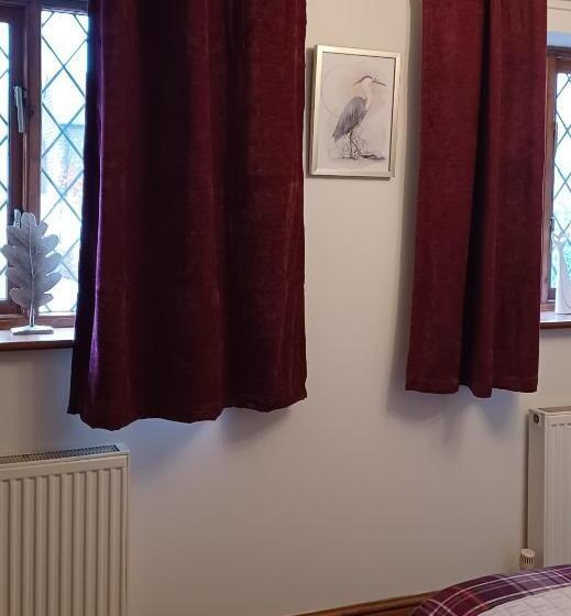 Woodpeckers Cottage B&b