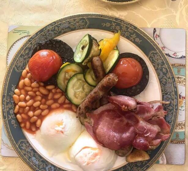 Woodpeckers Cottage B&b