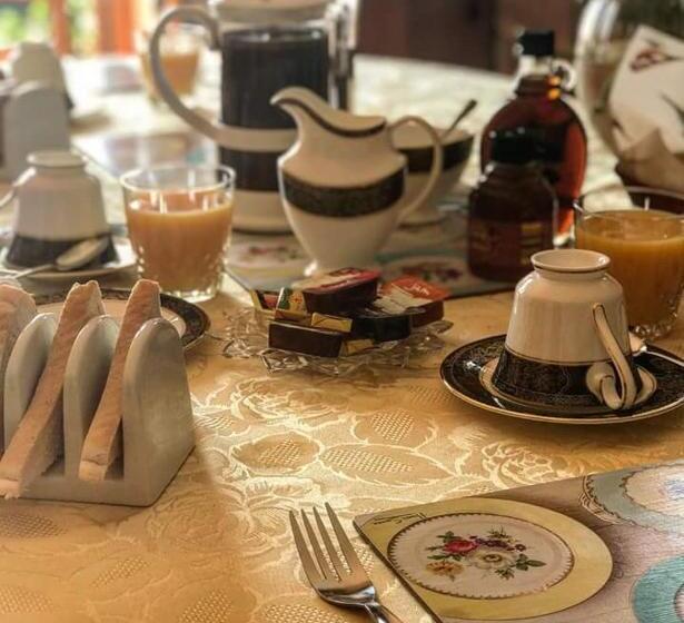 Woodpeckers Cottage B&b