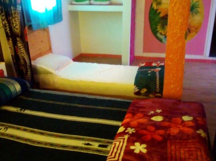 هاستل Auberge Aain Nakhla