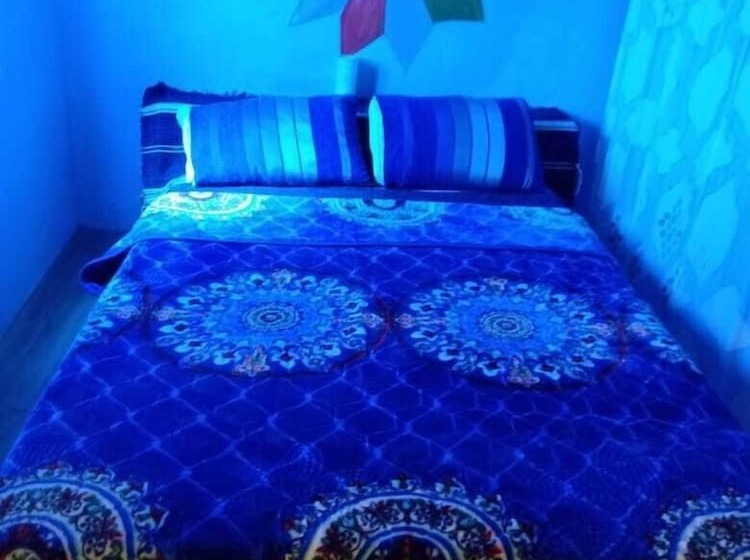 هاستل Auberge Aain Nakhla