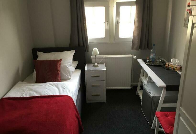 호스텔 Em Dorfkrug