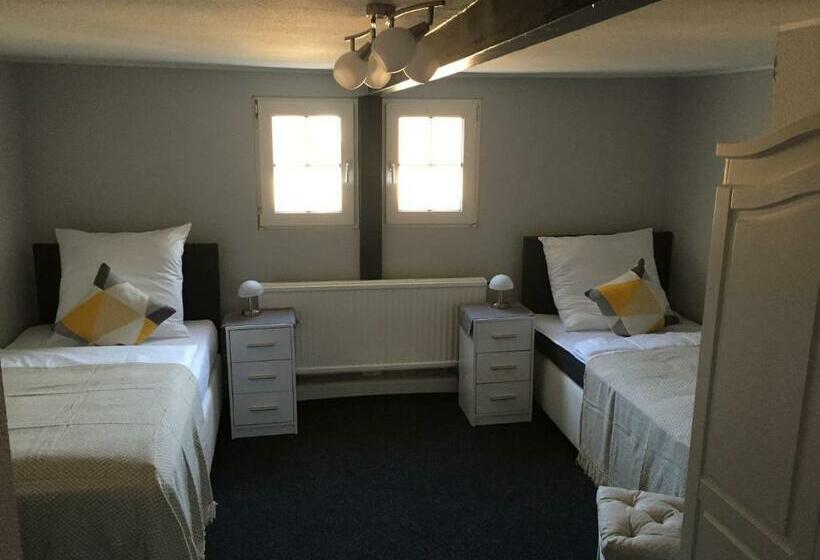 호스텔 Em Dorfkrug