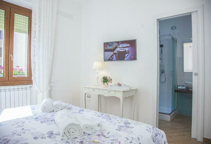 Bed and Breakfast La Perla   Chic Accommodation