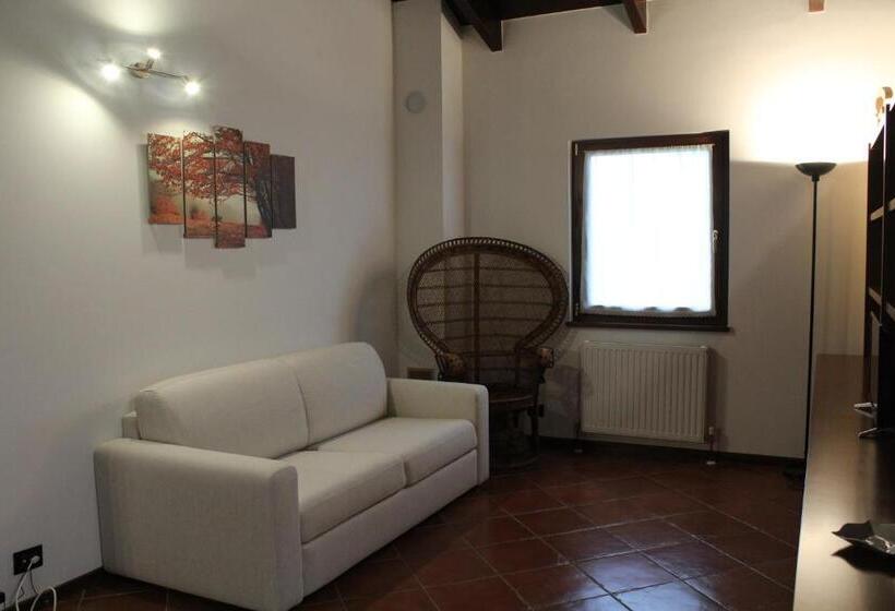 مبيت وإفطار A Cjase Di Sandra