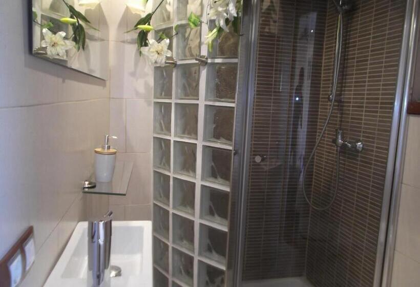 Bed and Breakfast A&e.escornalbou