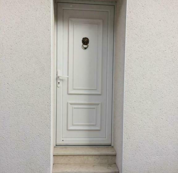 مبيت وإفطار Chambres D Hotes Karine Smej