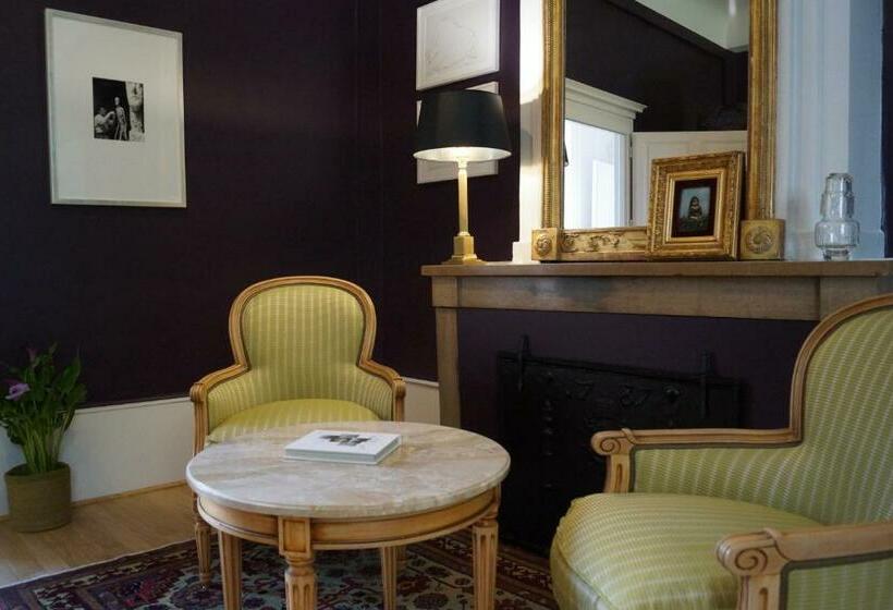 민박 Domaine De Saint Loth