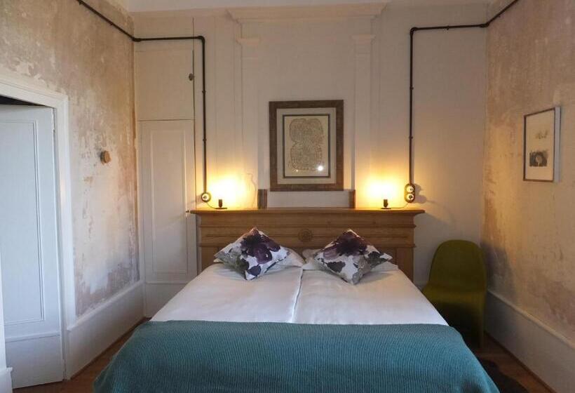 צימר Domaine De Saint Loth