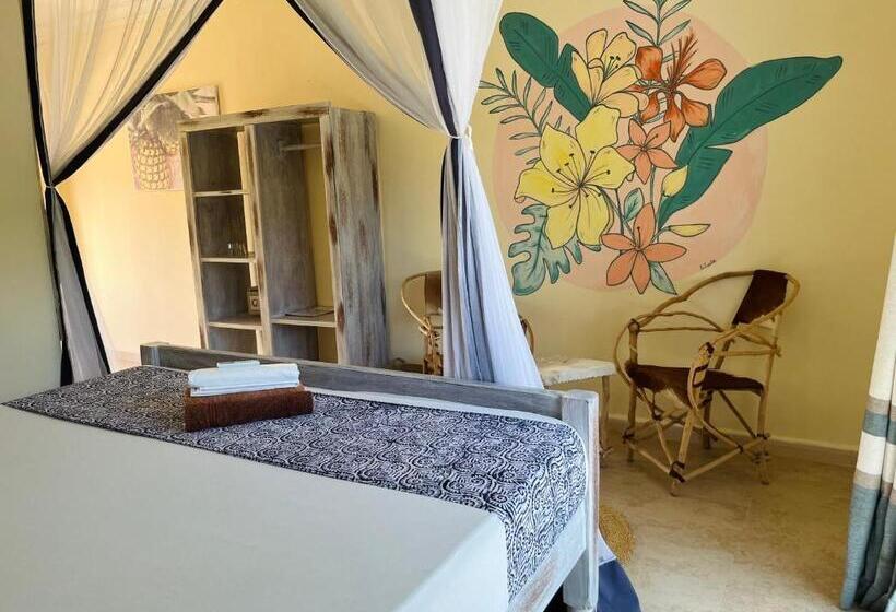 ベッドアンドブレックファースト Ebb & Flow